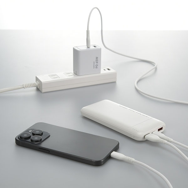 ����Ŵ��Х���Хåƥ꡼ 10,000mAh