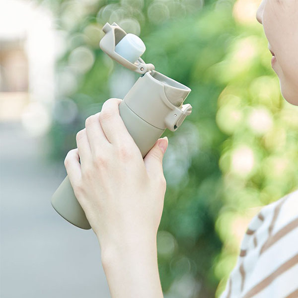 �Ҽ�ǰ�����󥿥å��ߥ˥ܥȥ�140ml