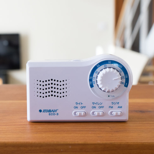 ���ܥ饸��