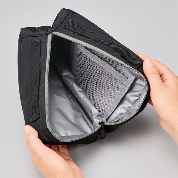 ���ޥۤ�Ω�Ƥ��륯���顼�����ݡ���